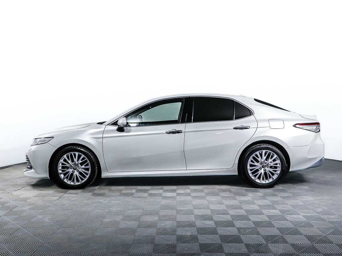 Toyota Camry, 2018 - 62 503 км. | Фото №8