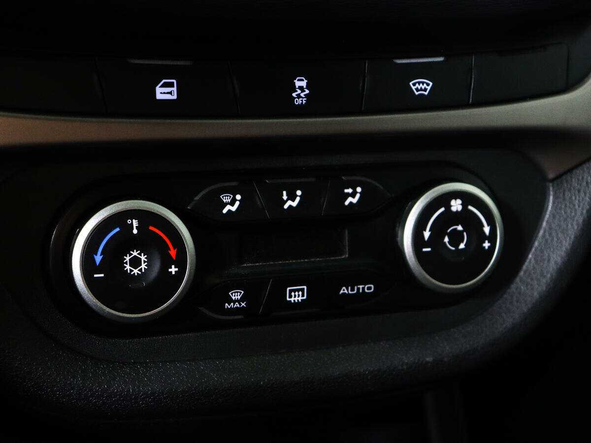 Lada (ВАЗ) Vesta SW, 2019 Фото №15