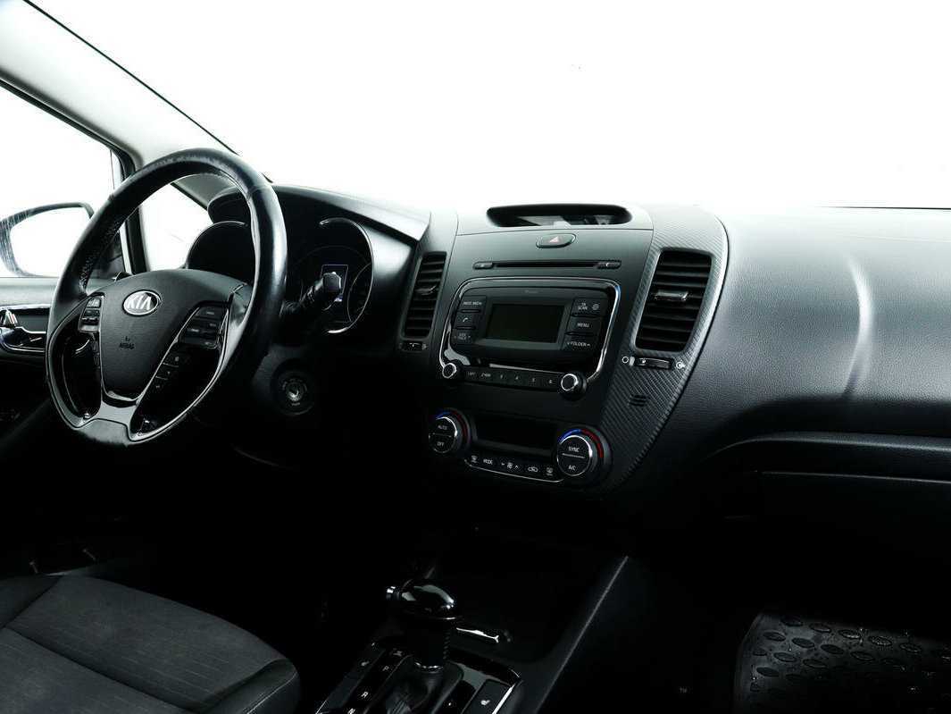 Kia Cerato, 2018 Фото №9