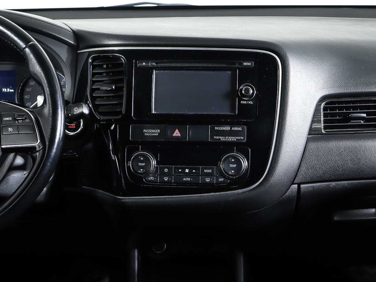 Mitsubishi Outlander, 2015 Фото №12
