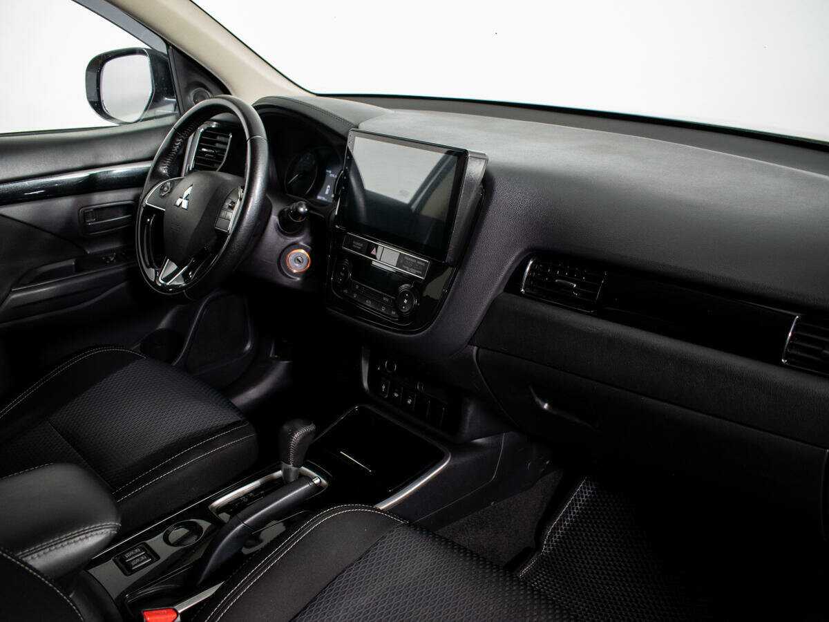 Mitsubishi Outlander, 2019 - 84 117 км. | Фото №7