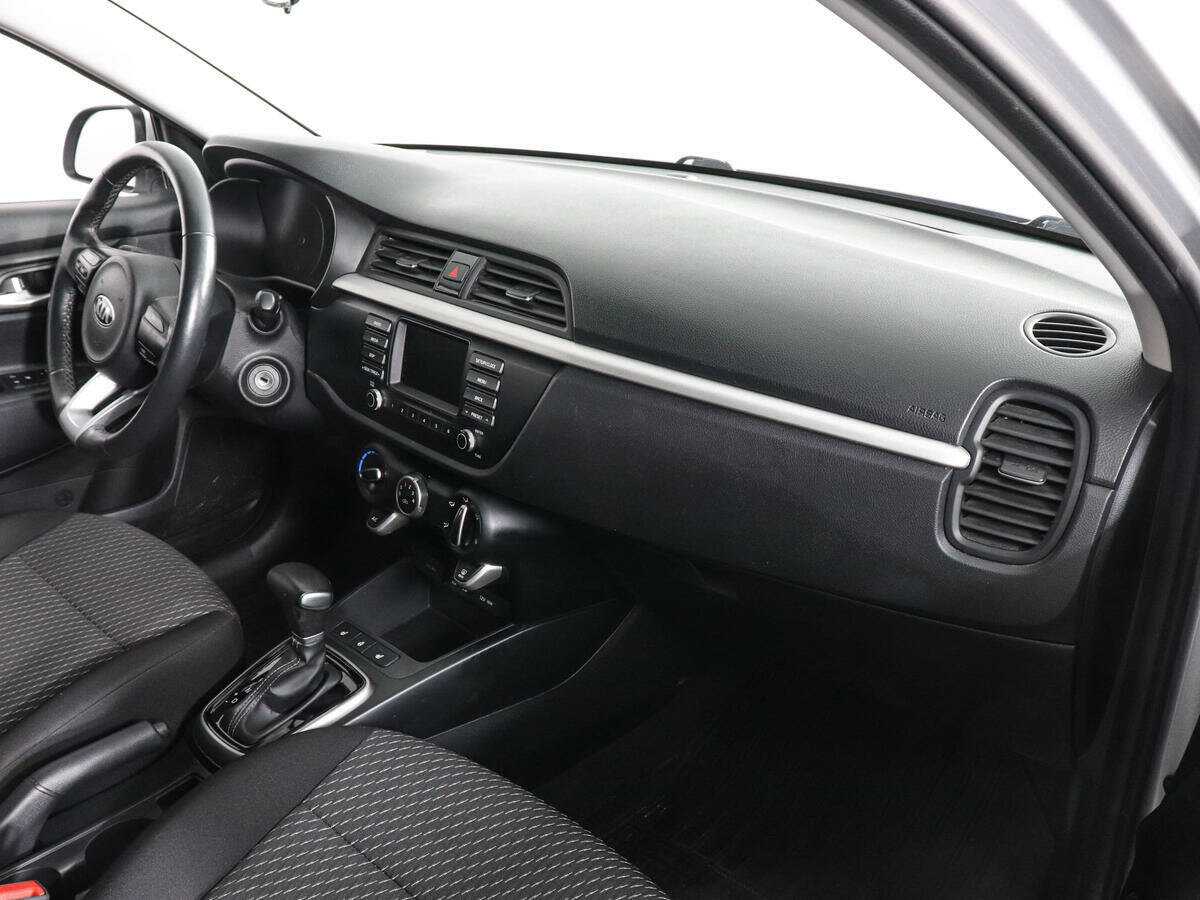 Kia Rio X-Line, 2020 Фото №10