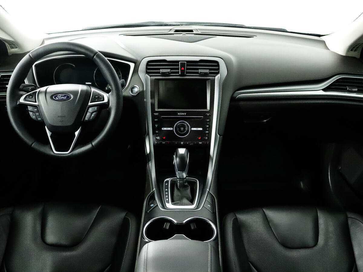 Ford Mondeo, 2017 Фото №12