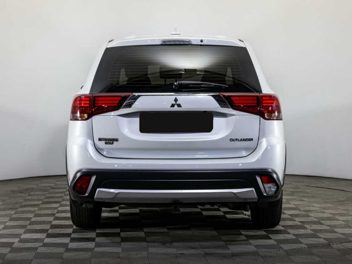 Mitsubishi Outlander, 2018 - 61 801 км. | Фото №5