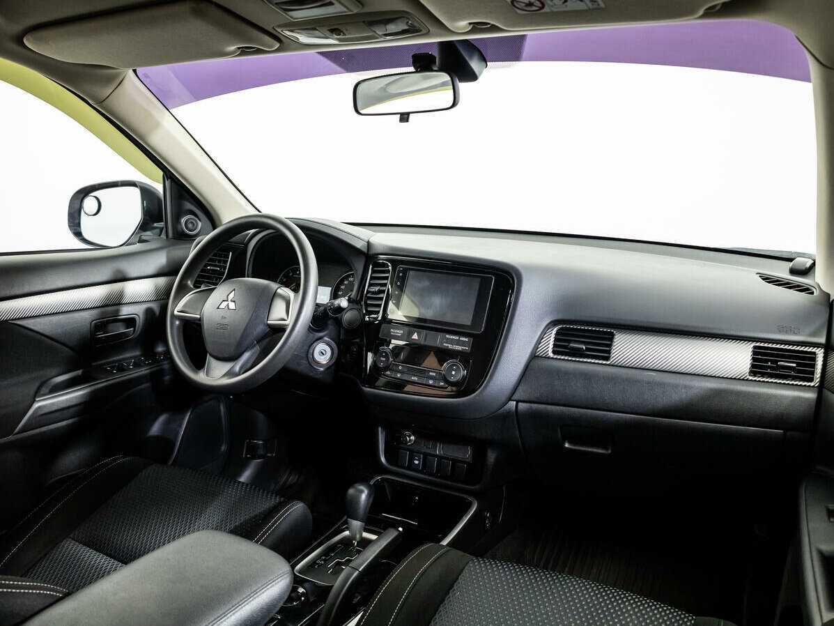 Mitsubishi Outlander, 2018 - 61 801 км. | Фото №7