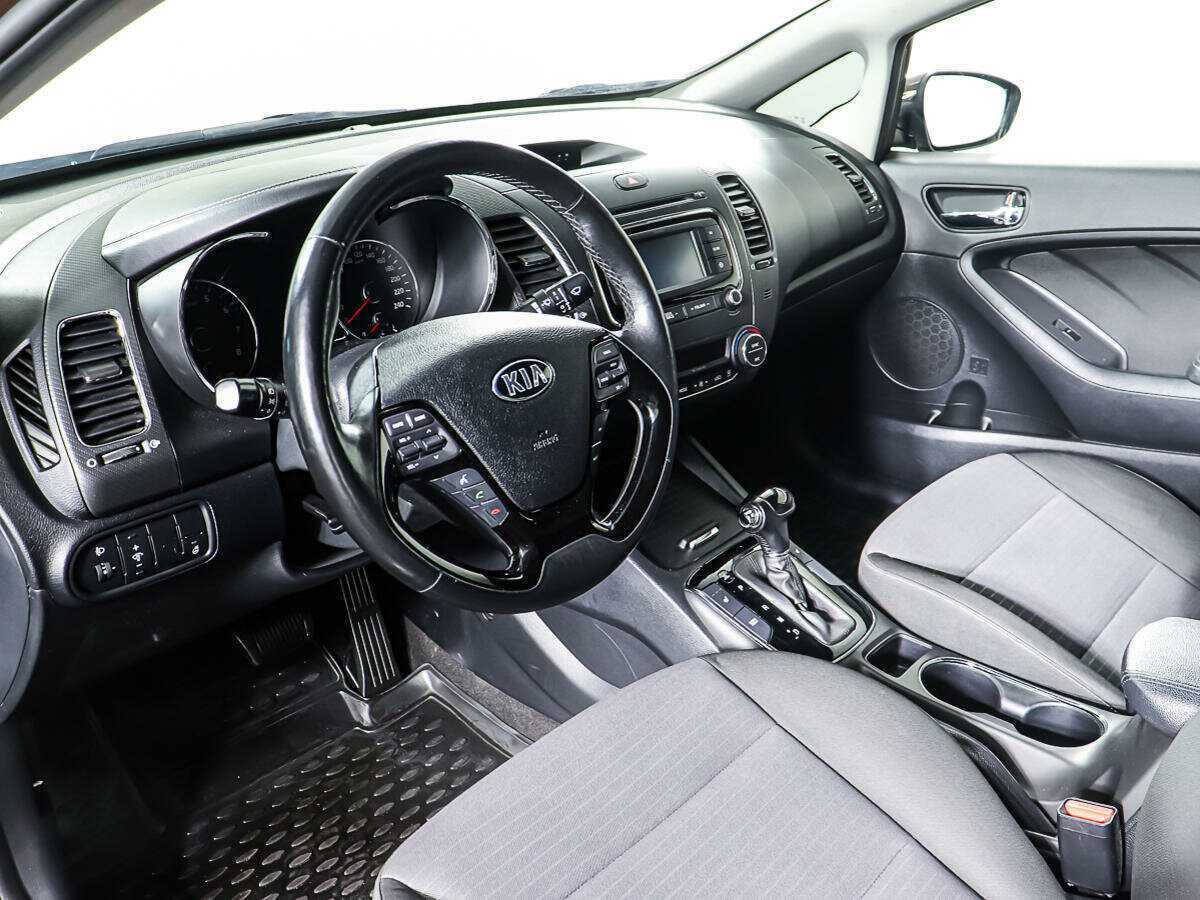 Kia Cerato, 2017 Фото №13