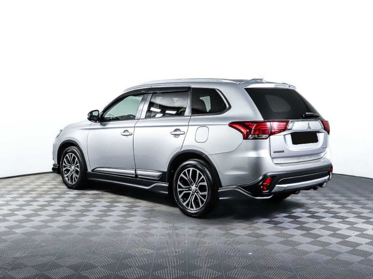 Mitsubishi Outlander, 2018 - 83 532 км. | Фото №6
