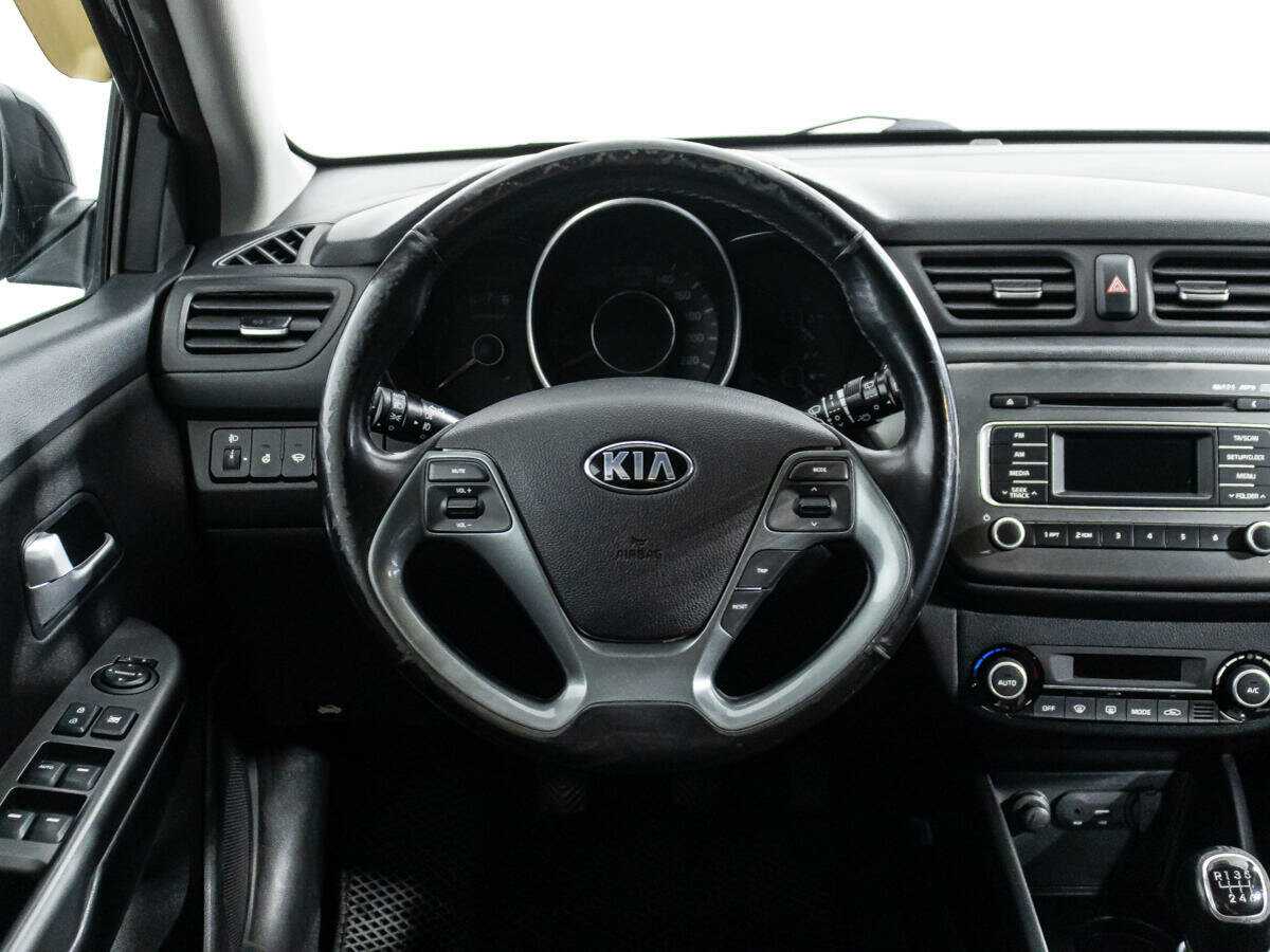 Kia Rio, 2017 Фото №17