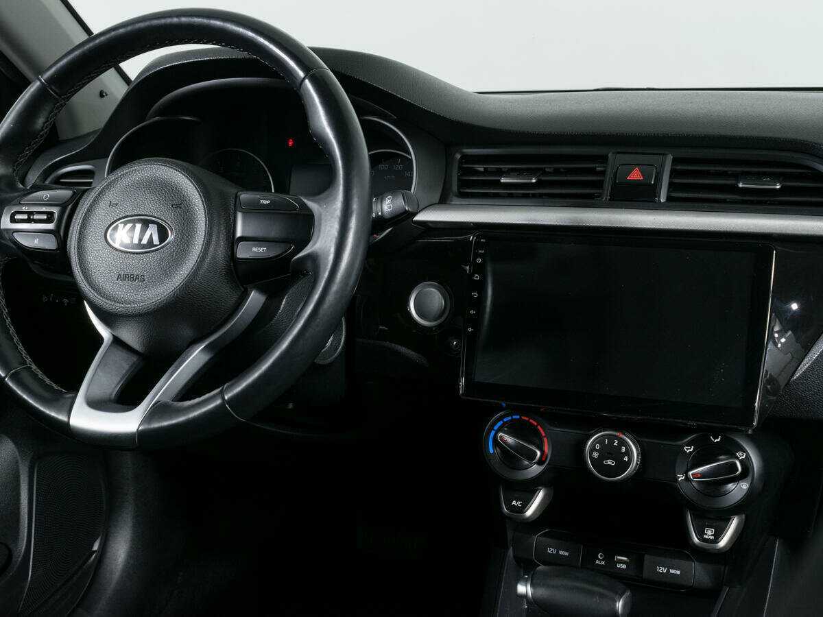 Kia Rio X-Line, 2019 Фото №12