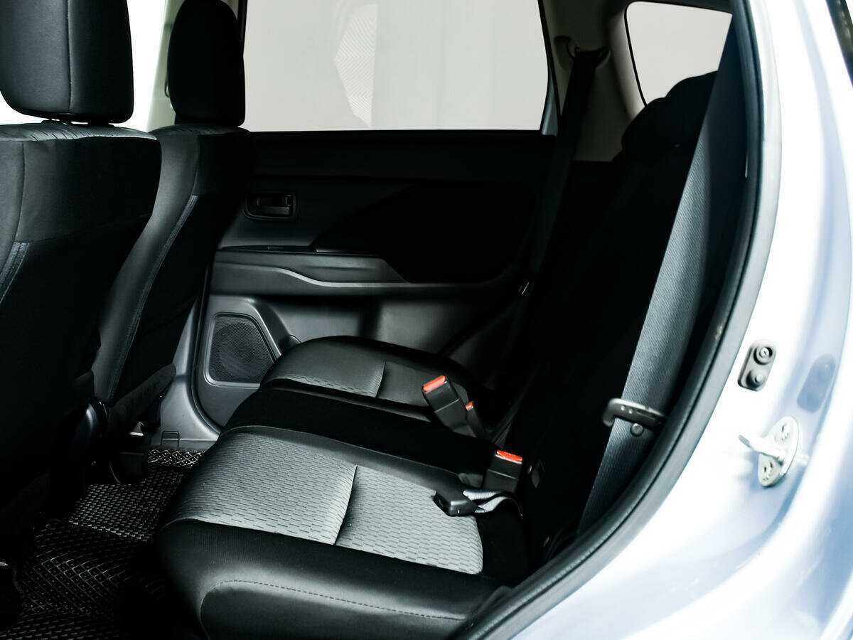 Mitsubishi Outlander, 2013 Фото №11