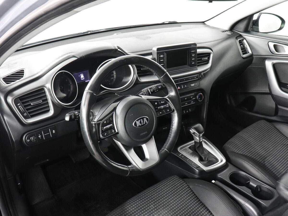 Kia Ceed, 2018 Фото №9