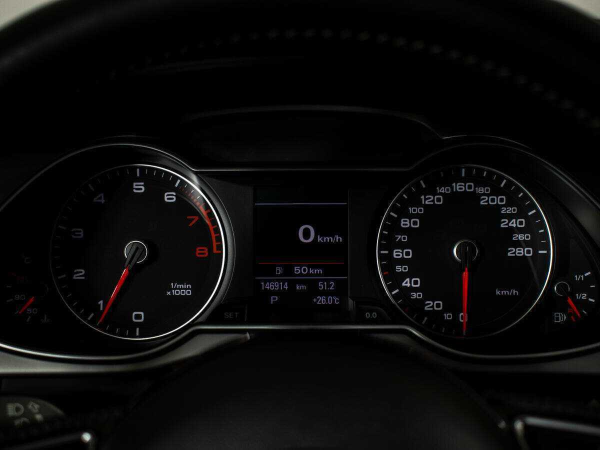 Audi A4, 2014 Фото №11