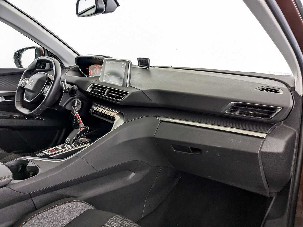 Peugeot 3008, 2017 Фото №9