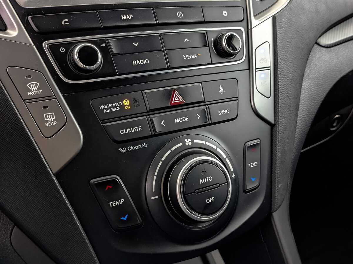 Hyundai Santa Fe, 2017 Фото №24