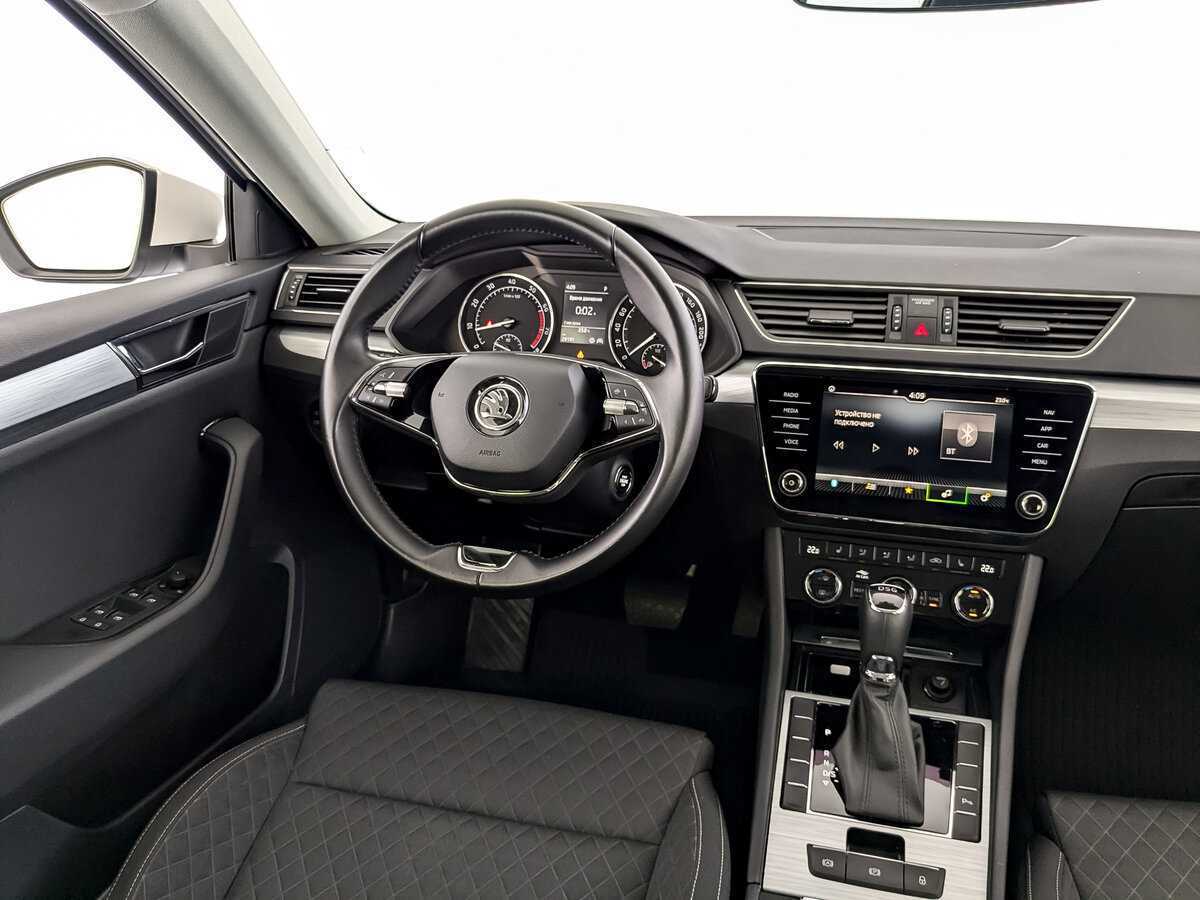 Skoda Superb, 2021 Фото №22