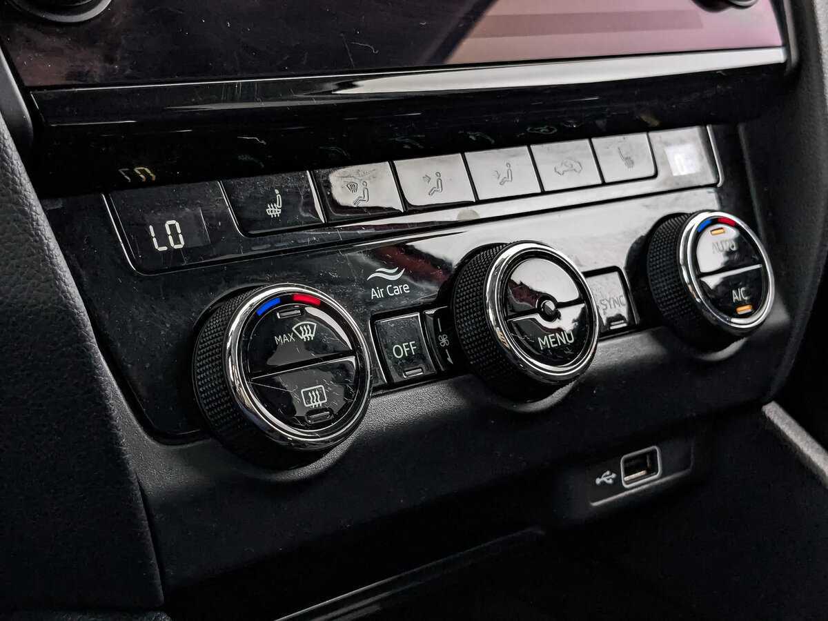 Skoda Octavia, 2018 Фото №16