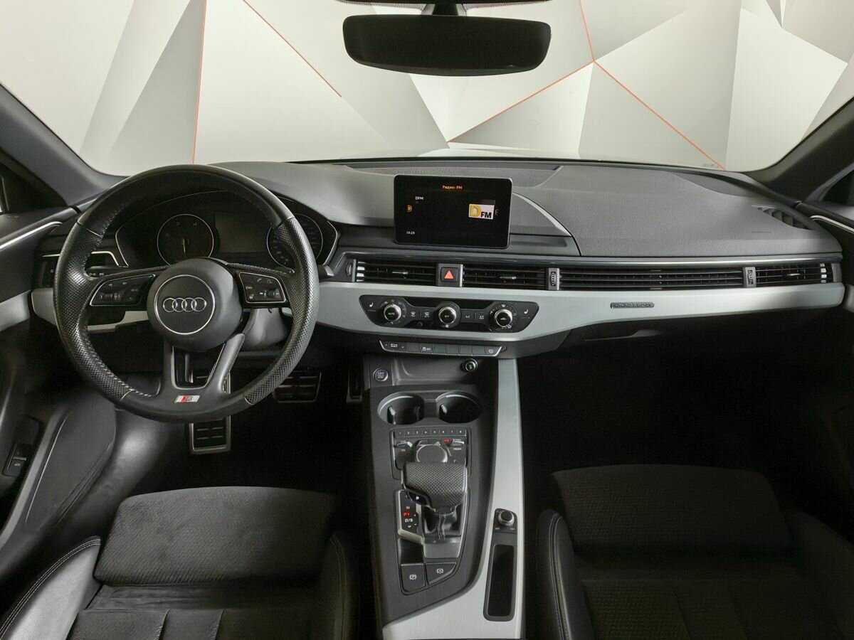 Audi A4, 2017 Фото №10