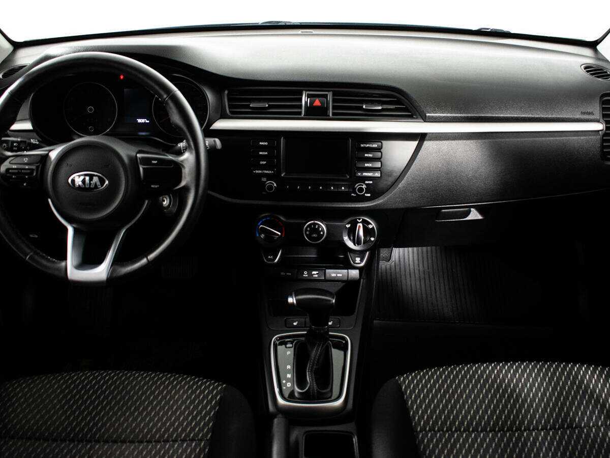 Kia Rio X-Line, 2019 Фото №11