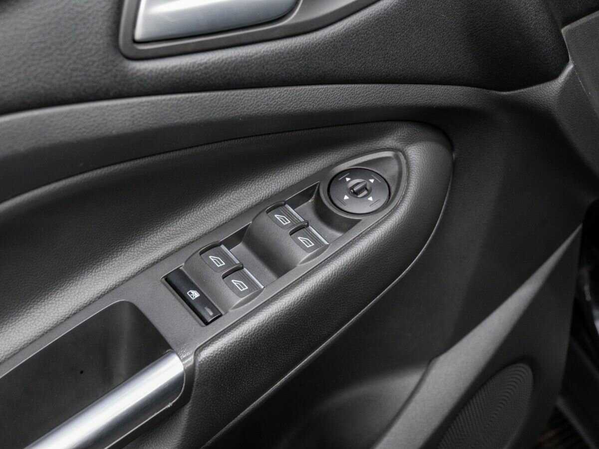 Ford Kuga, 2016 Фото №15