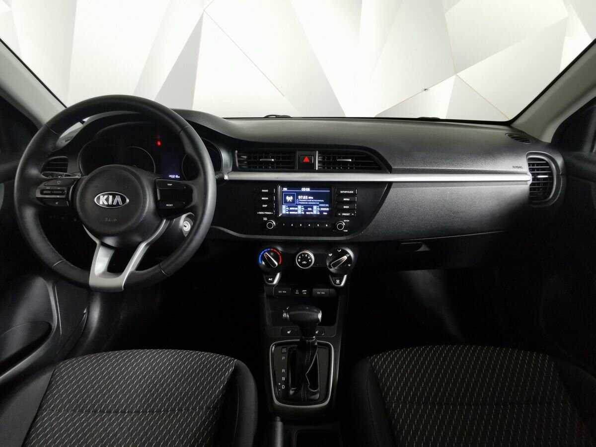 Kia Rio, 2018 Фото №10
