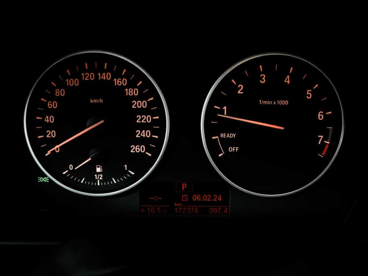 BMW 1 серии 116i, 2012 Фото №10