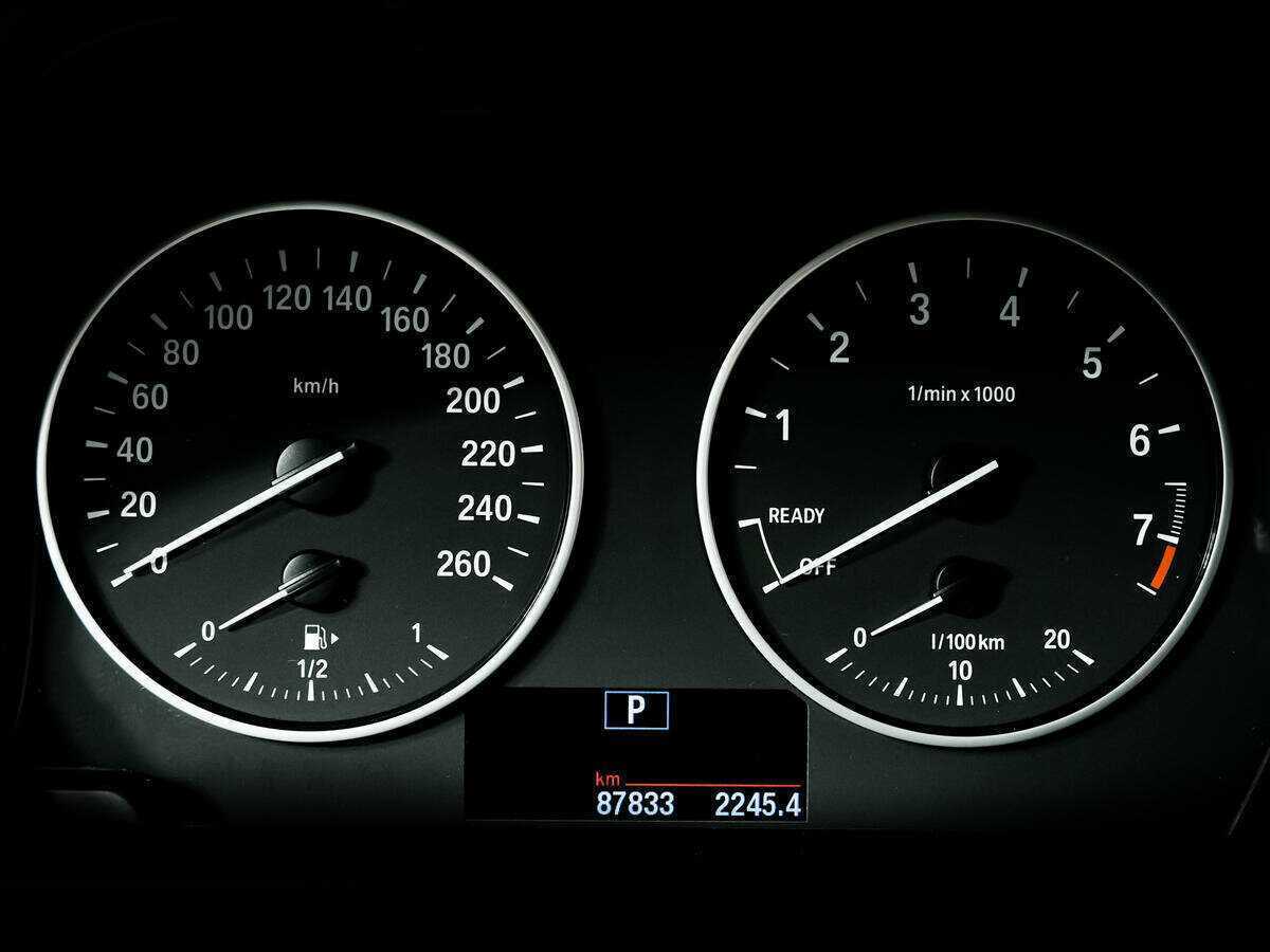 BMW 1 серии 118i, 2016 Фото №10