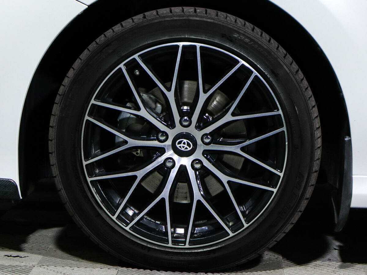 Toyota Camry, 2020 Фото №16