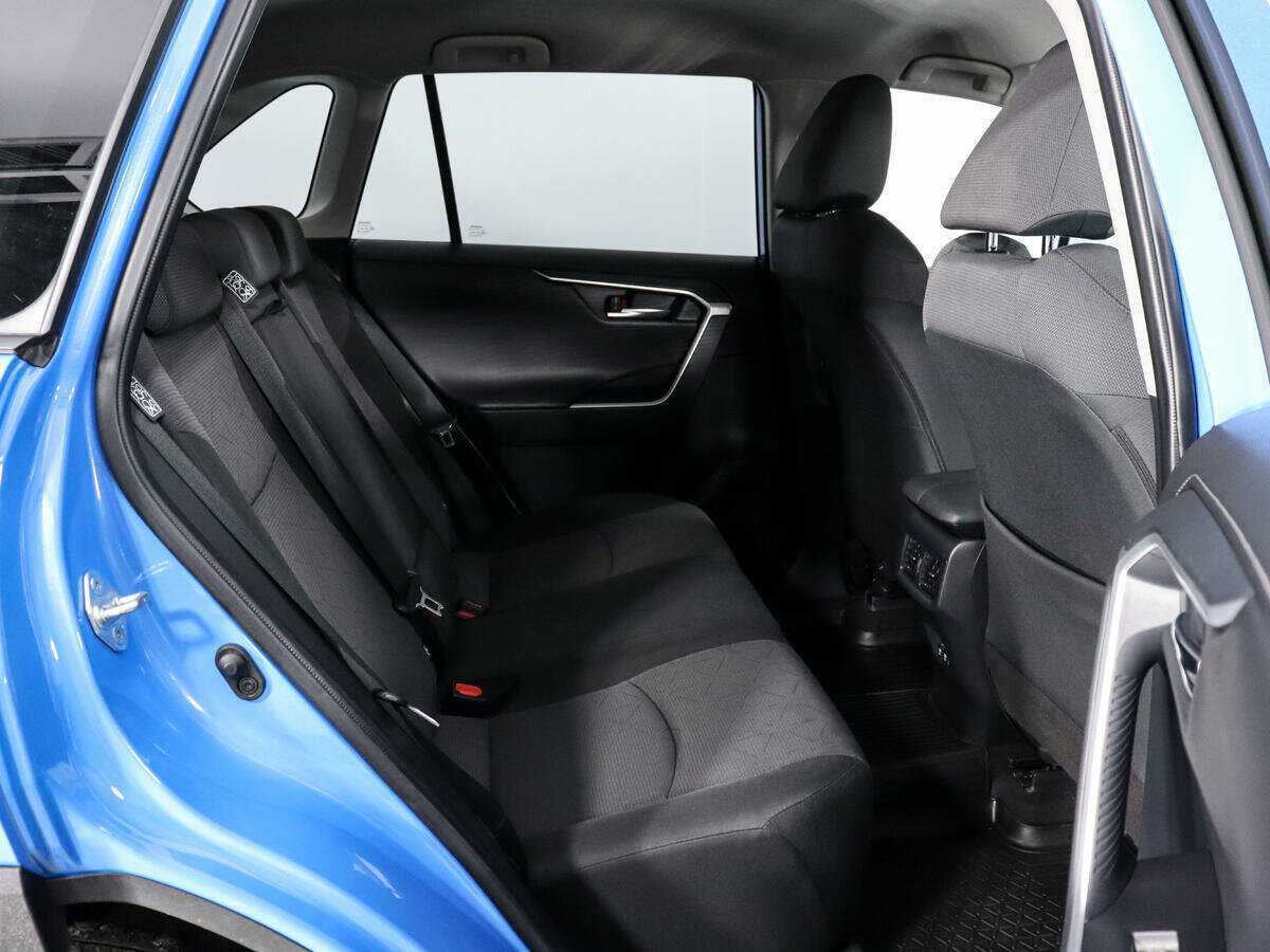 Toyota RAV4, 2021 Фото №10