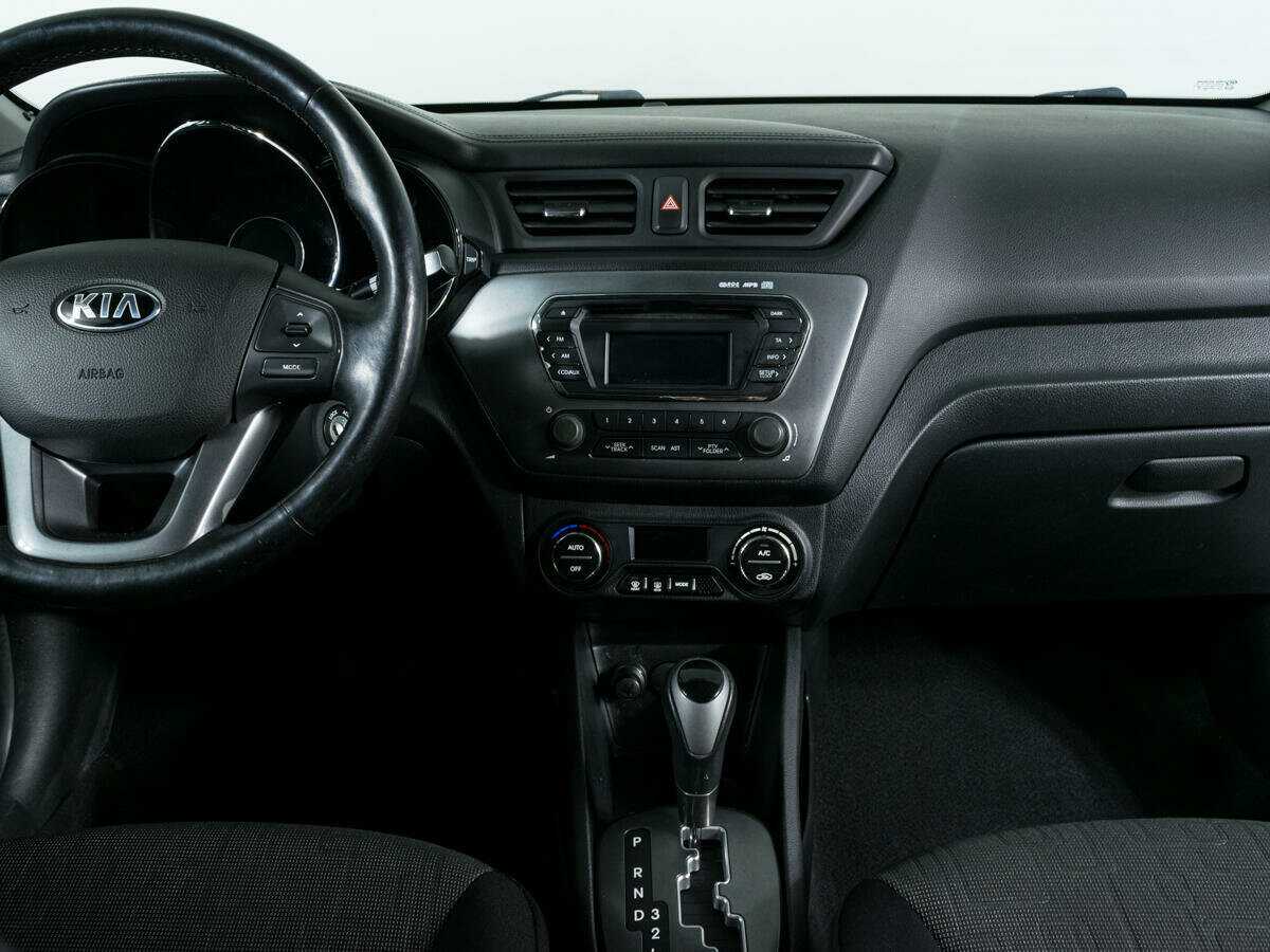 Kia Rio 4-speed, 2013 Фото №9