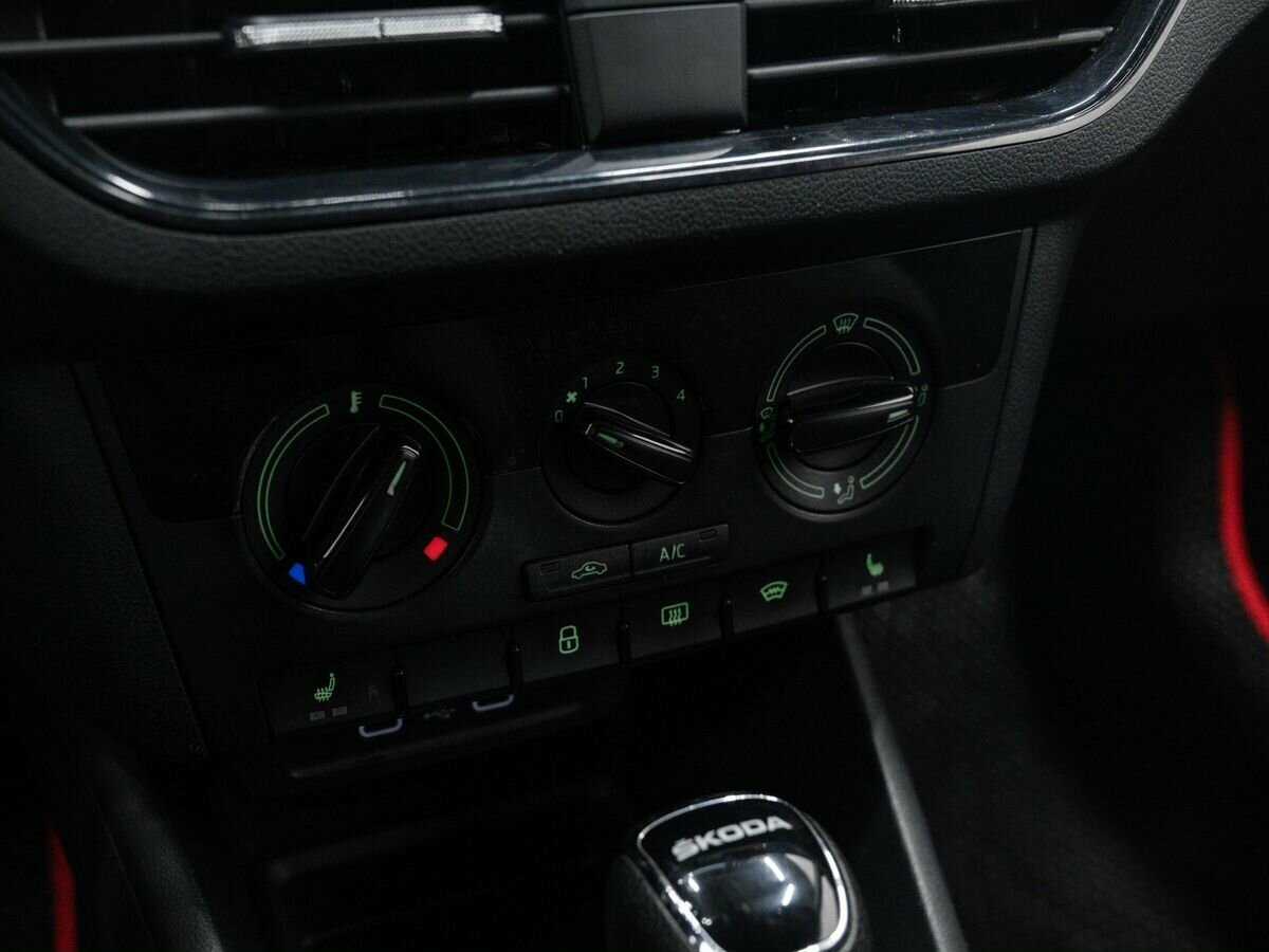 Skoda Rapid, 2021 Фото №19