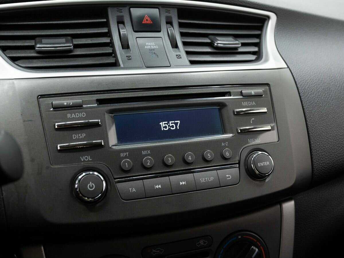 Nissan Sentra, 2015 Фото №17