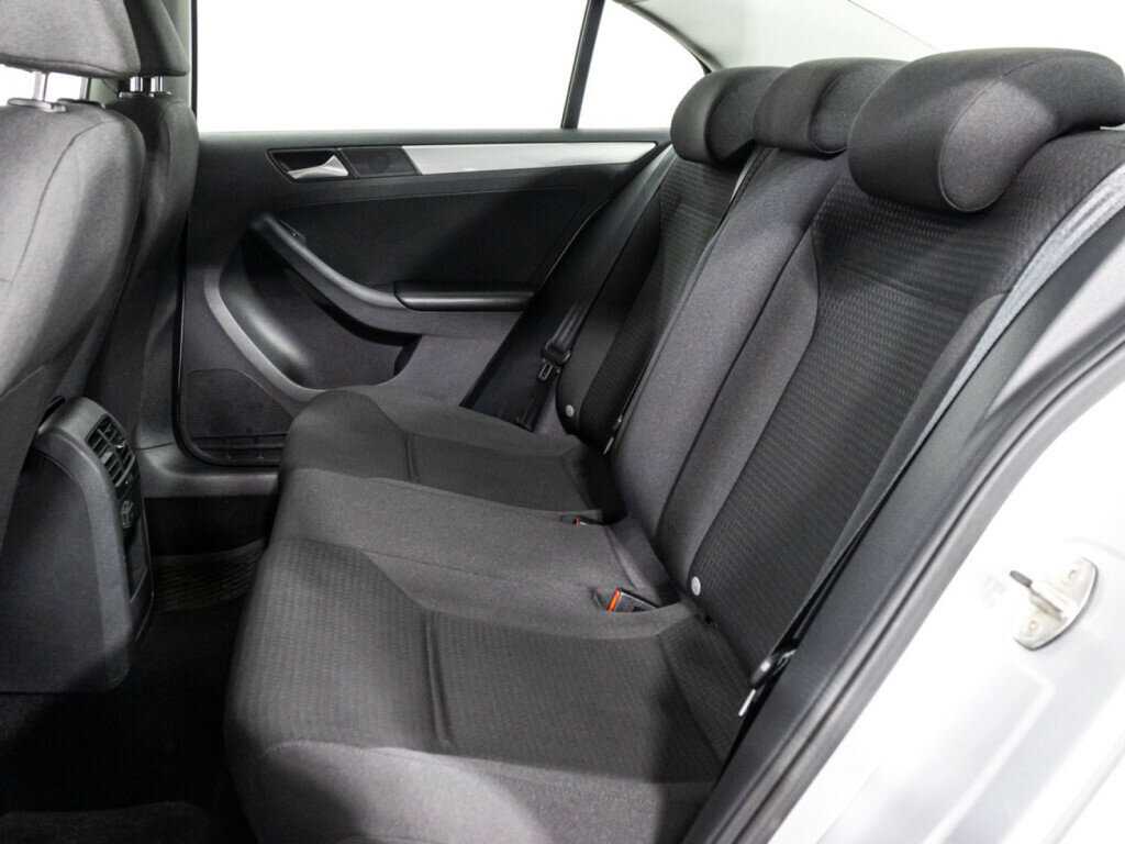 Volkswagen Jetta, 2016 Фото №10
