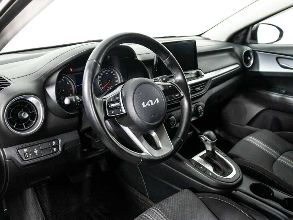 Kia Cerato, 2022 Фото №11