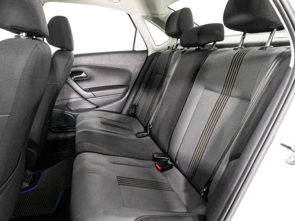 Volkswagen Polo, 2016 Фото №10