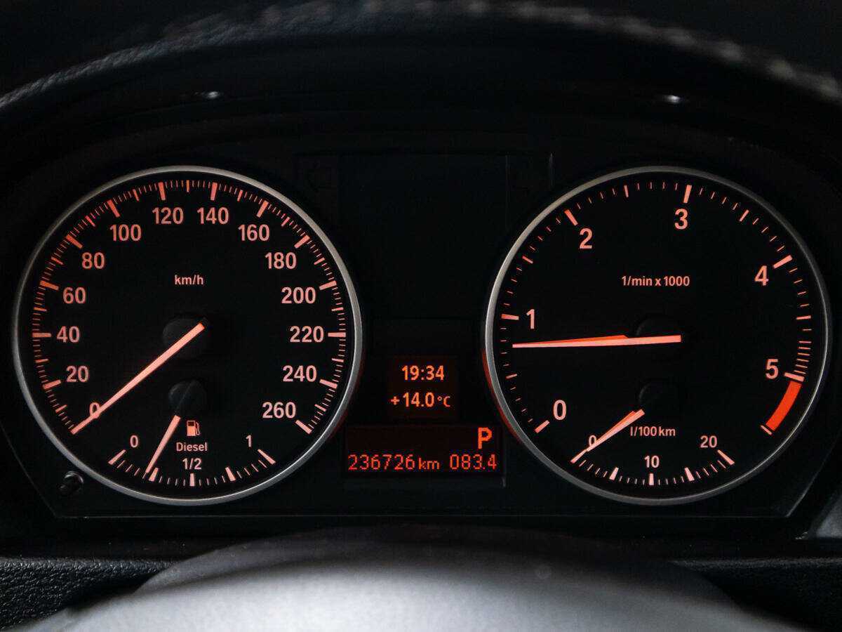 BMW X1 20d, 2014 Фото №12