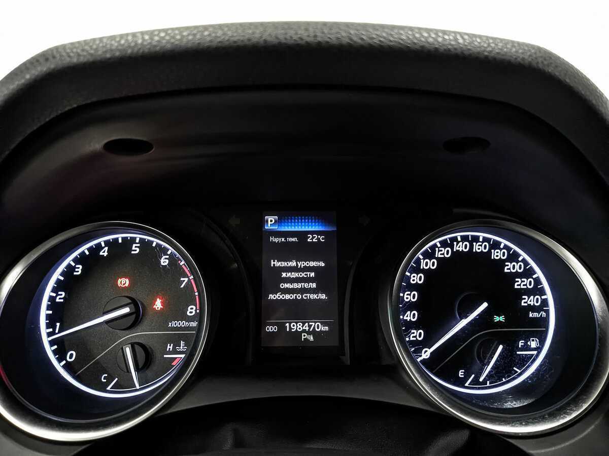 Toyota Camry, 2018 Фото №16