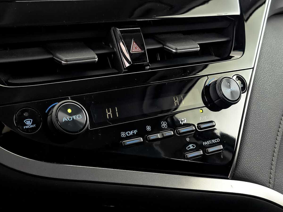 Toyota Camry, 2021 Фото №21