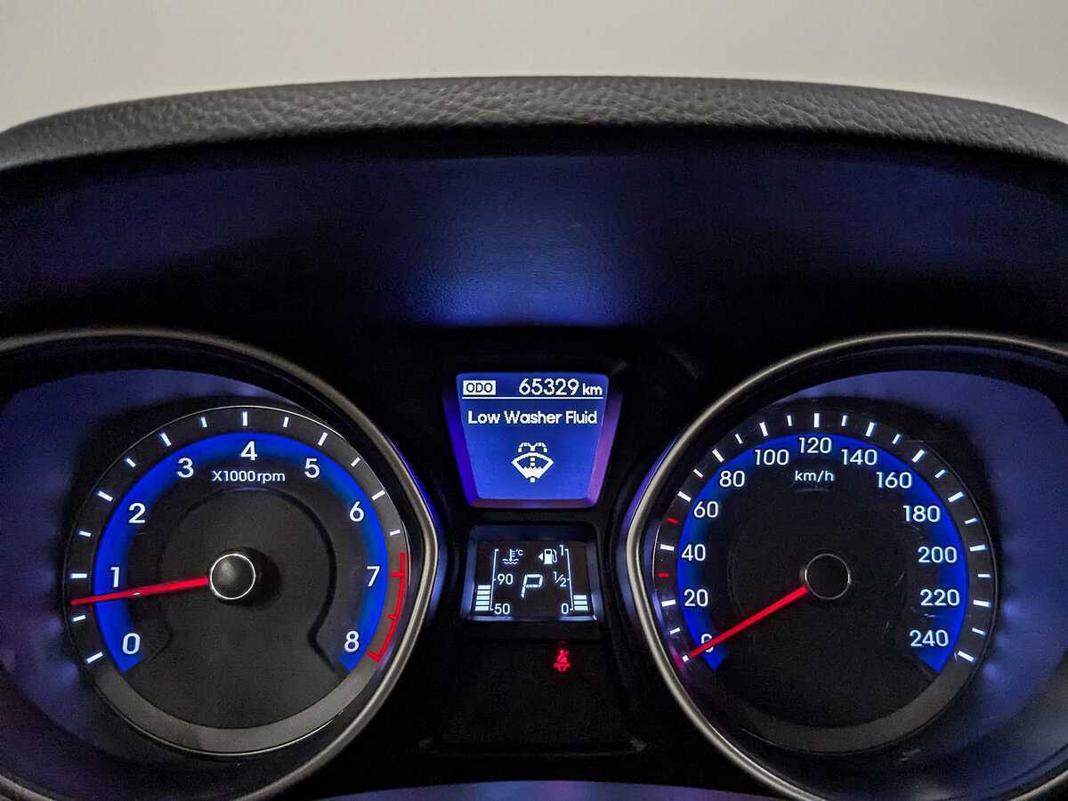 Hyundai i30, 2015 Фото №16