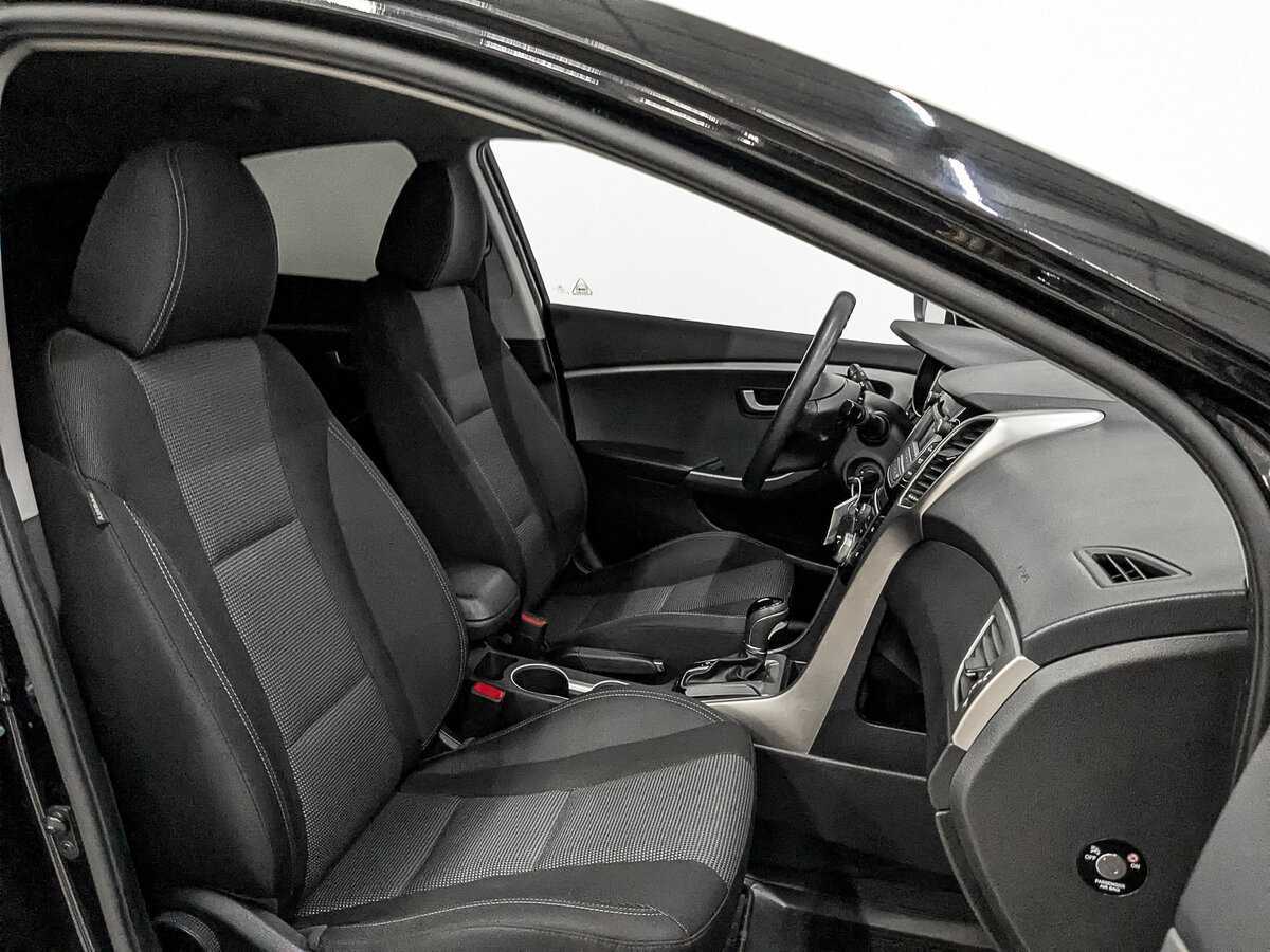 Hyundai i30, 2015 Фото №24