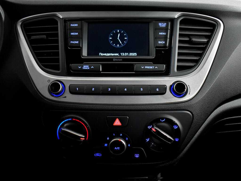 Hyundai Solaris, 2017 Фото №16