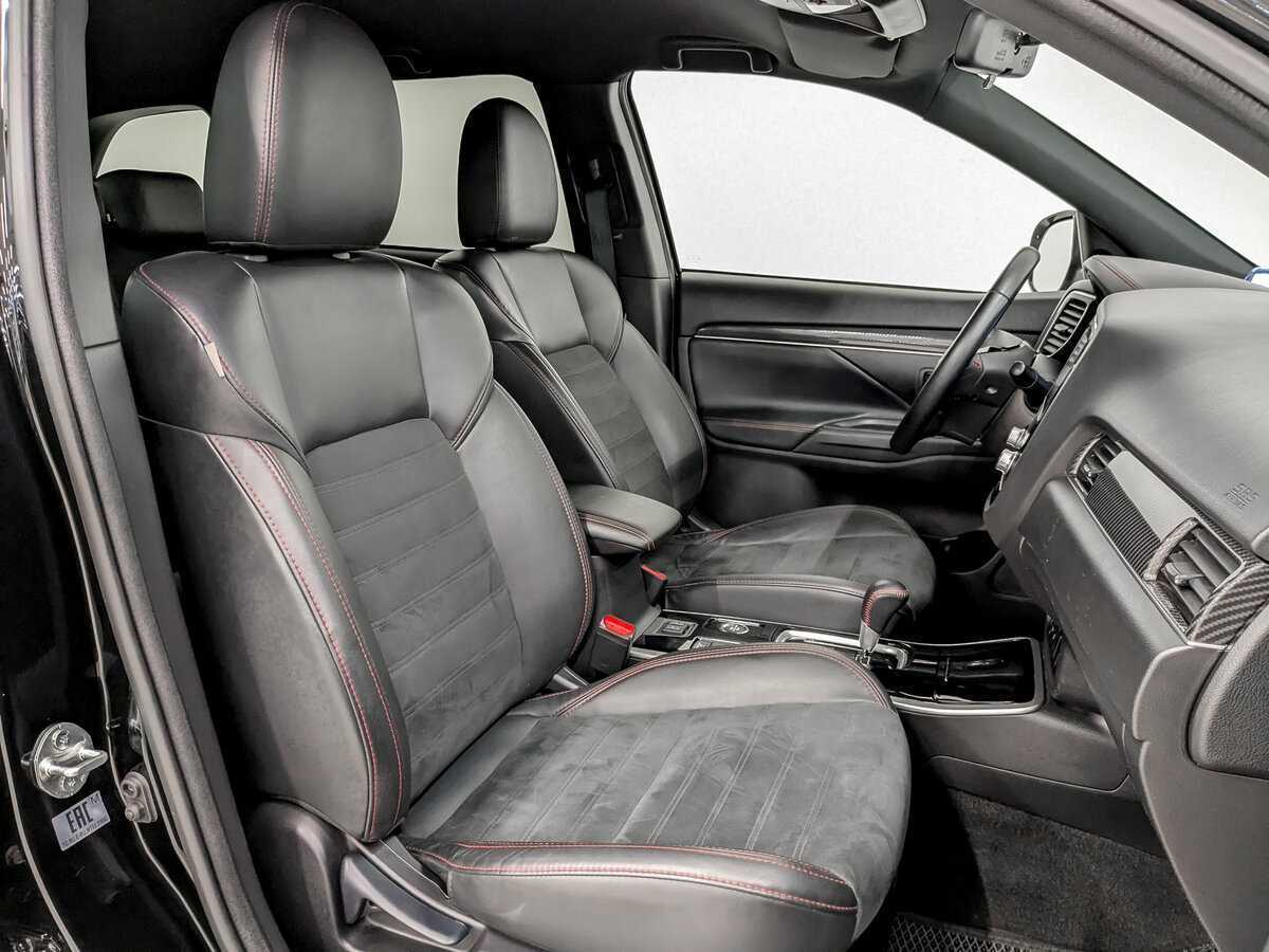 Mitsubishi Outlander, 2021 Фото №22