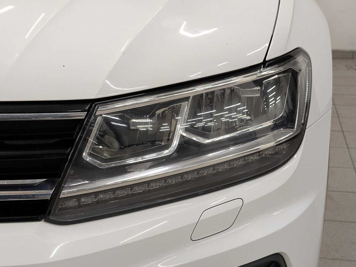 Volkswagen Tiguan, 2020 Фото №11