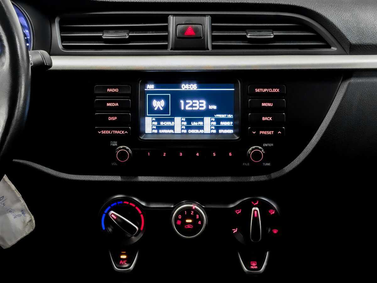 Kia Rio X-Line, 2019 Фото №14