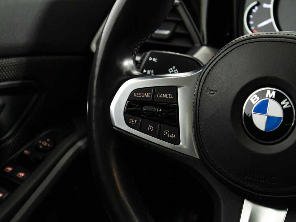 BMW 3 серии 318d, 2019 Фото №16