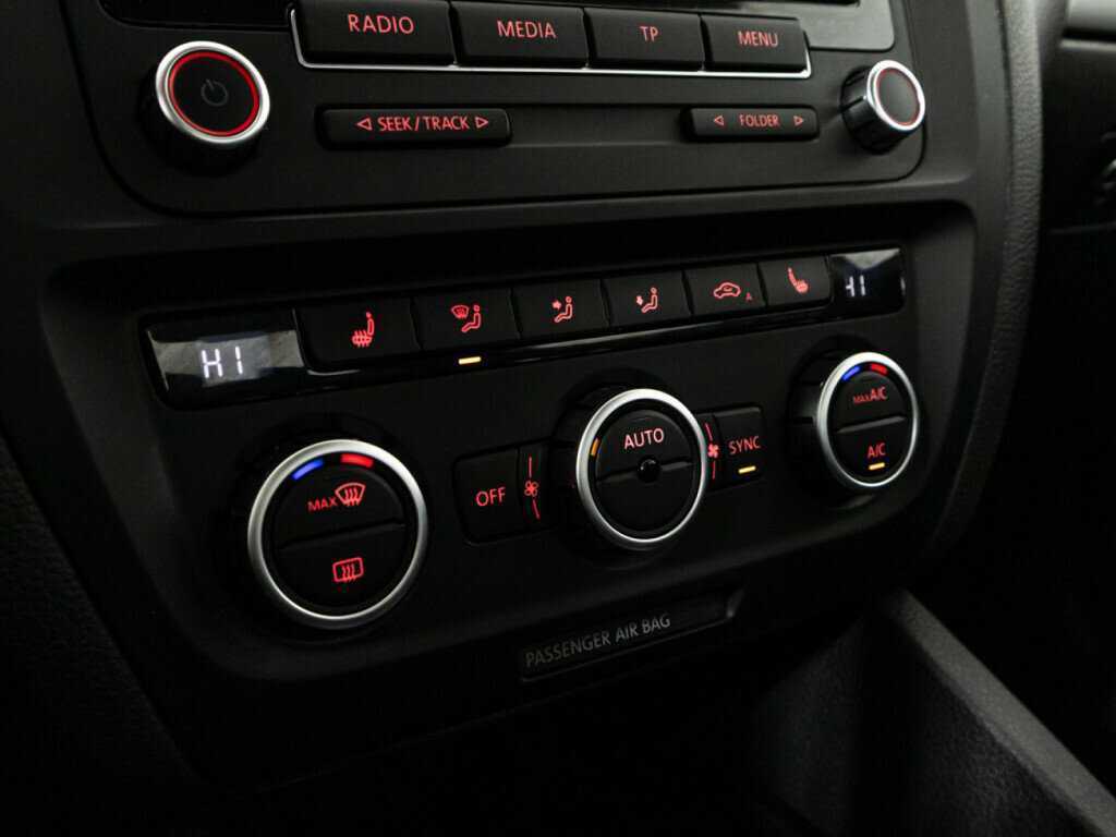 Volkswagen Jetta, 2012 Фото №15