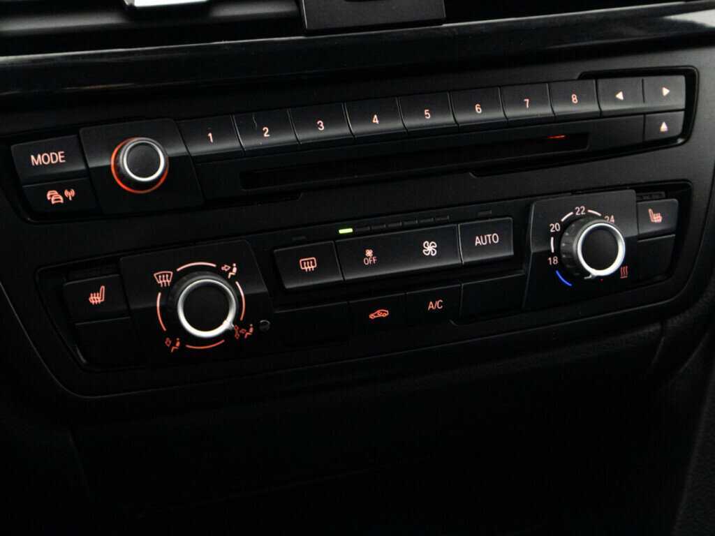 BMW 3 серии 316i, 2013 Фото №16