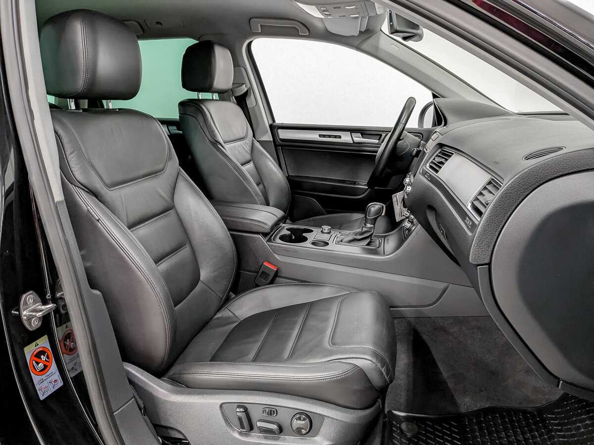 Volkswagen Touareg, 2013 Фото №21