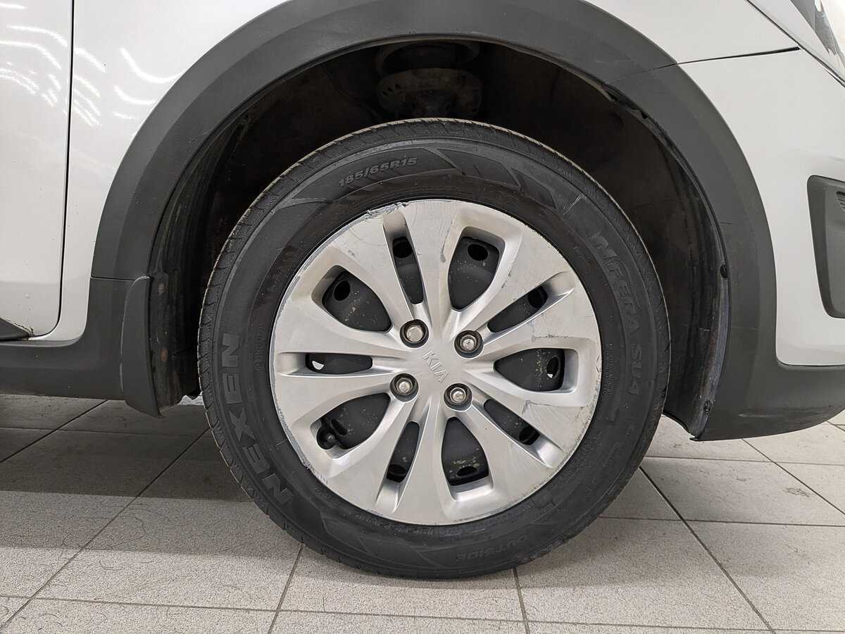 Kia Rio X-Line, 2020 Фото №11