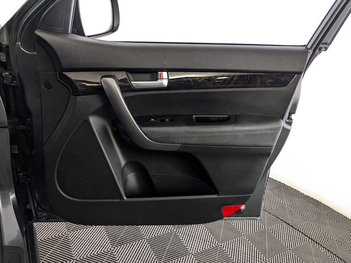 Kia Sorento, 2018 Фото №25