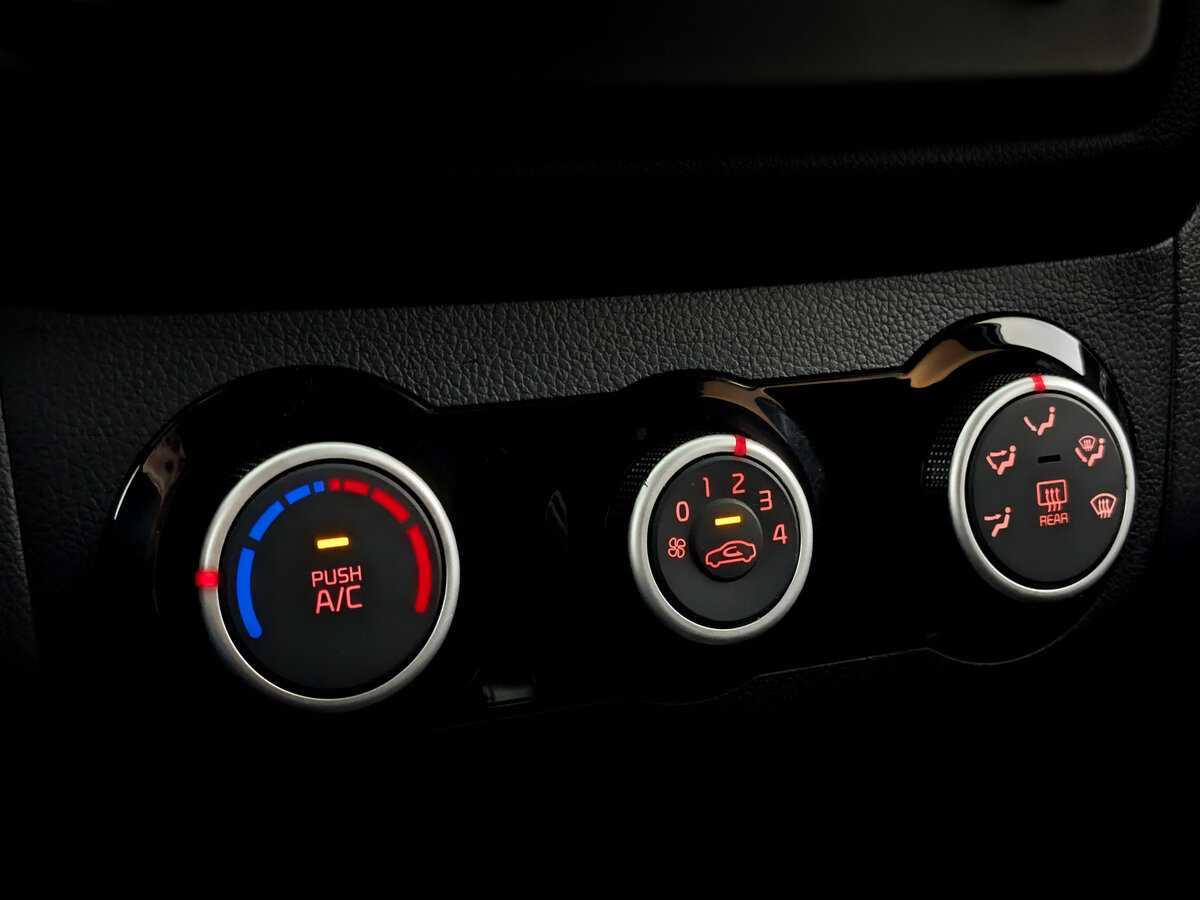 Kia Rio, 2017 Фото №24